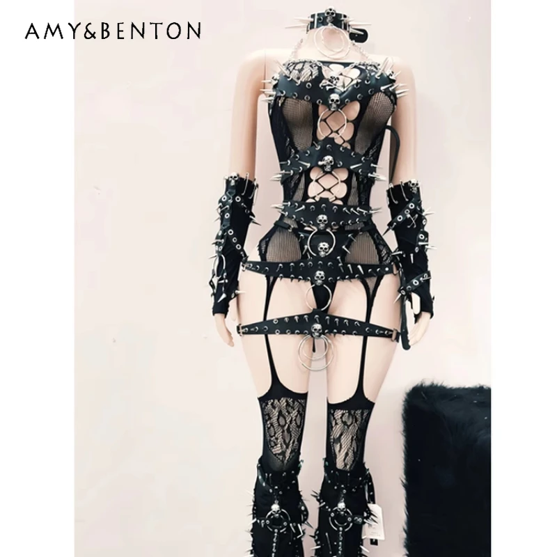 

Gothic Black Sexy Hollow Out Heavy Punk Halter Women's Tank Top Original Design Rivet Dark European American Women's Clothing