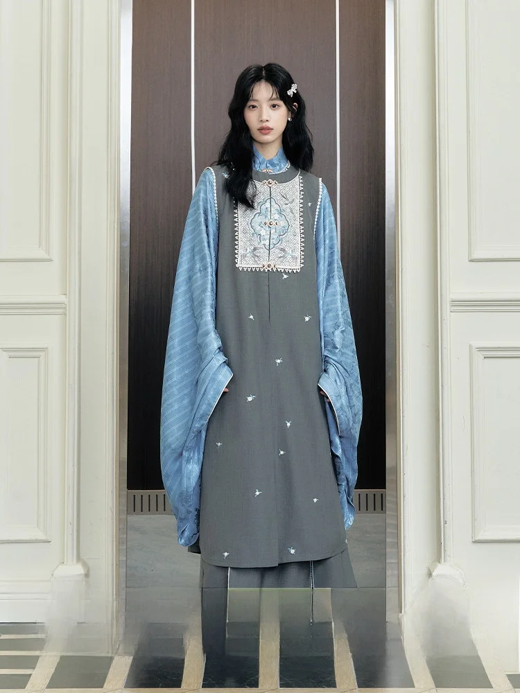 

Изысканный комплект Ханьфу из белого шелкового атласа с вышивкой в восточном стиле, улучшенная версия, для повседневной носки, женская одежда.