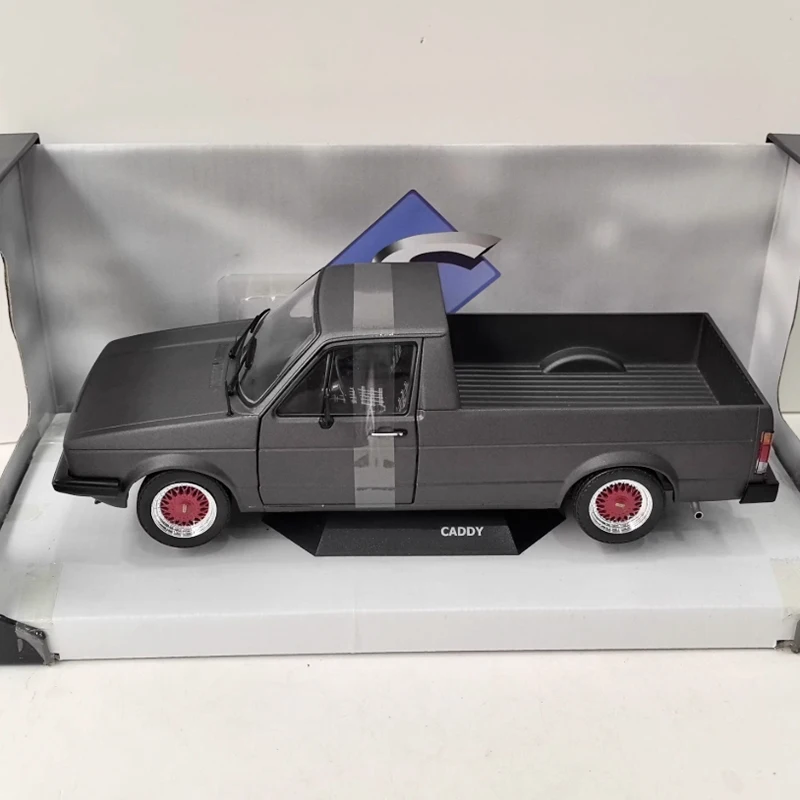 

SOLIDOS Diecast 1:18 Scale CADDY Pickup Alloy Simulation Car Model Classic Collection Souvenir Static Display Ornaments Gift