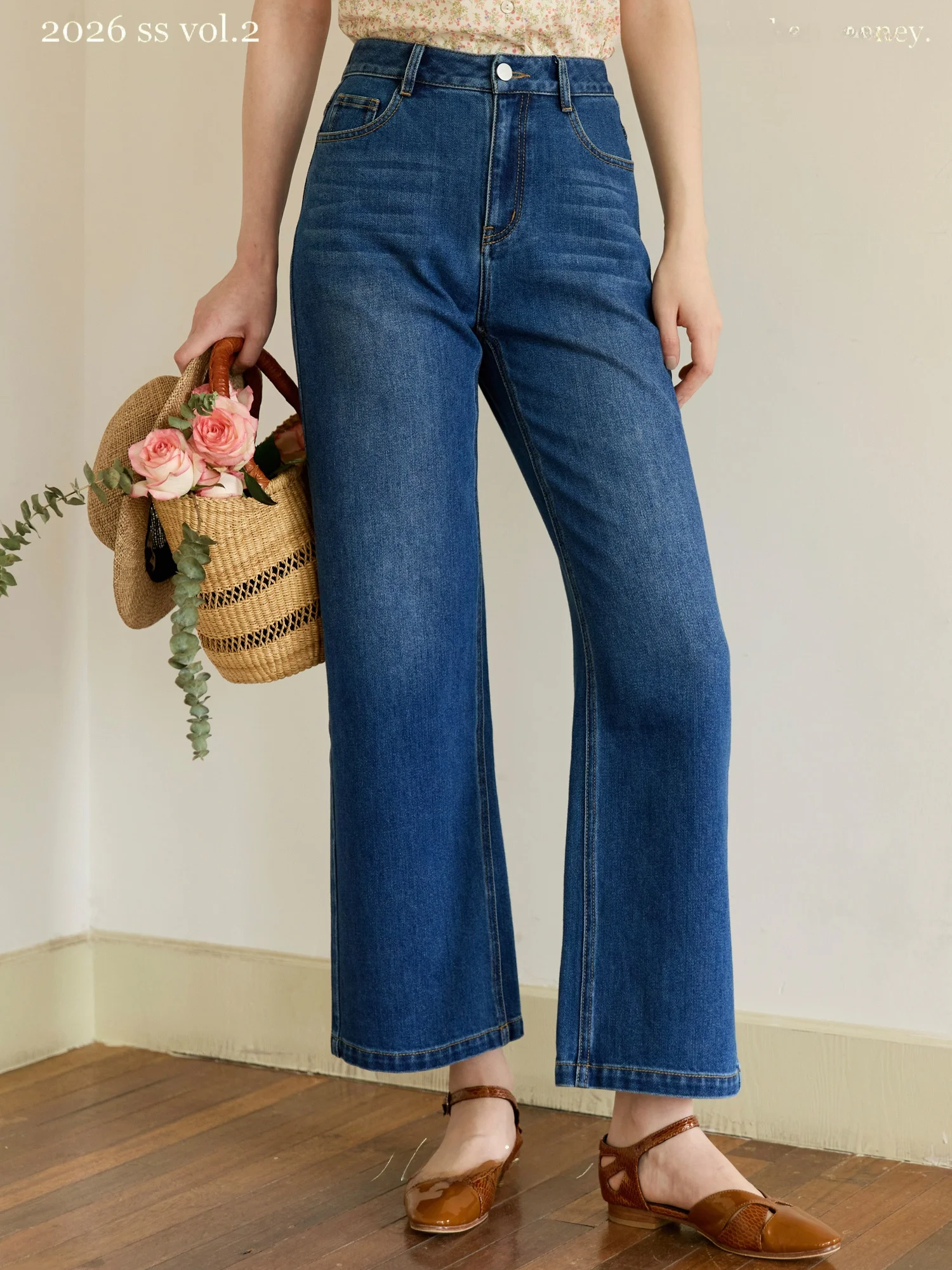 

Nostique Retro Embroidered Pocket Denim Jeans High Waist Straight Leg Machine Embroidery Spring Collection Ladies Jeans