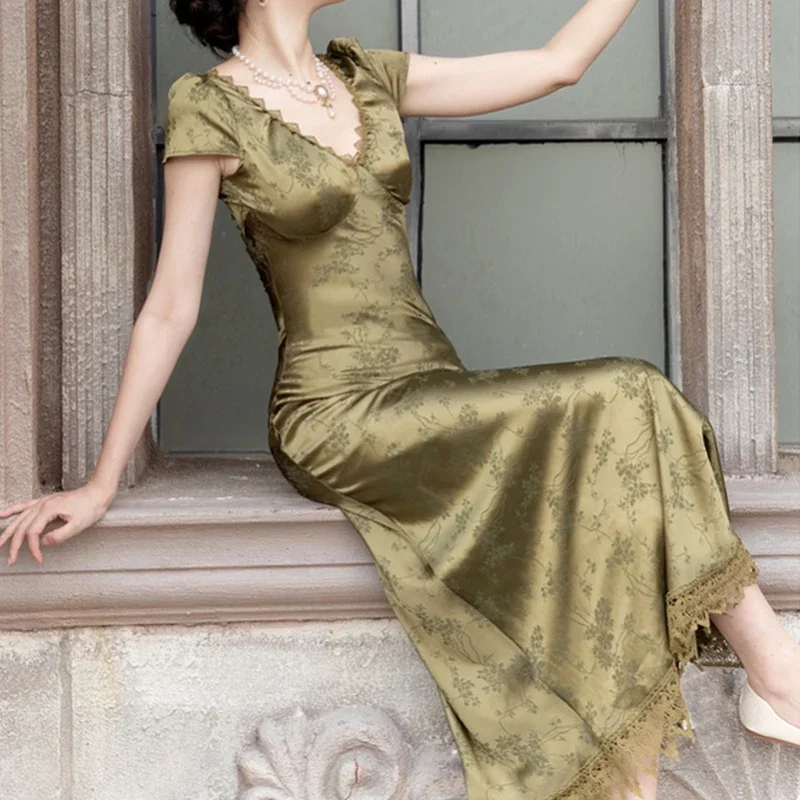 Zielona satynowa seksowna sukienka damska letnia Spaghetti paski sukienki imprezowe z odkrytymi plecami damskie żakardowe dekolt w serek Harsuku odzież