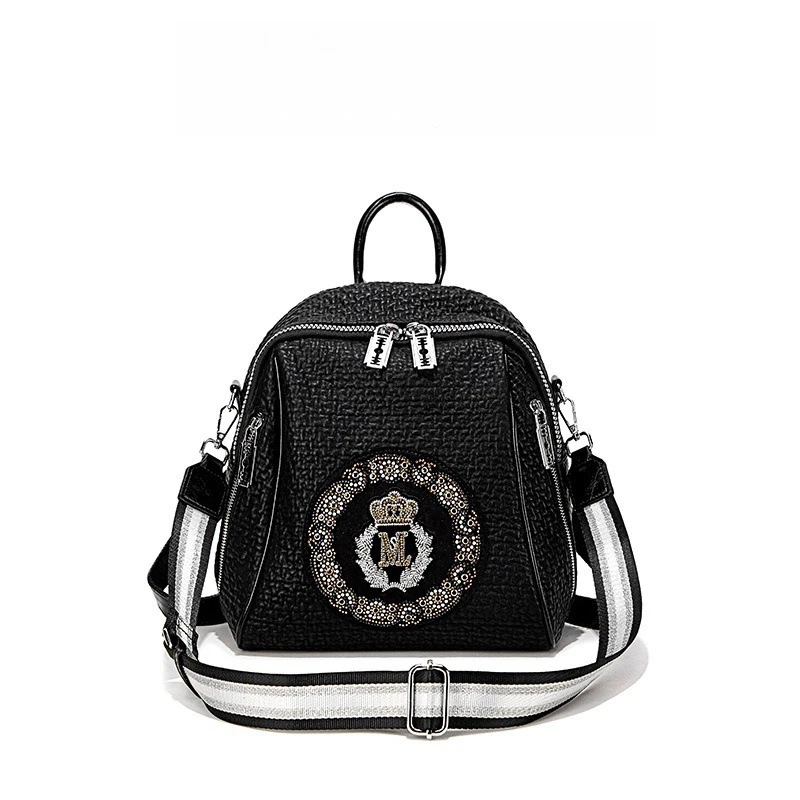 

Luxury Brand Women's Shoulder Bag in Leather - Famous Designer Elegant Classic Popular Messenger Bag Collection