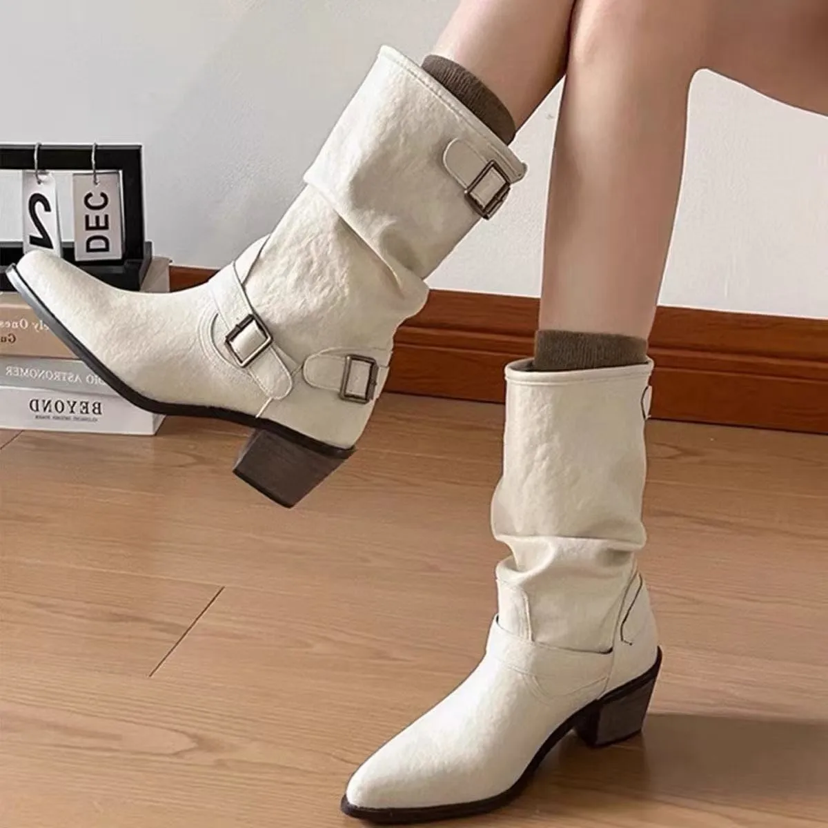 Winter New Women Vintage Mid-Calf Boots Pointed  Slouchy Buckle Ankle Booties Retro Chunky Mid Heel Casual Western Cowboy Shoes