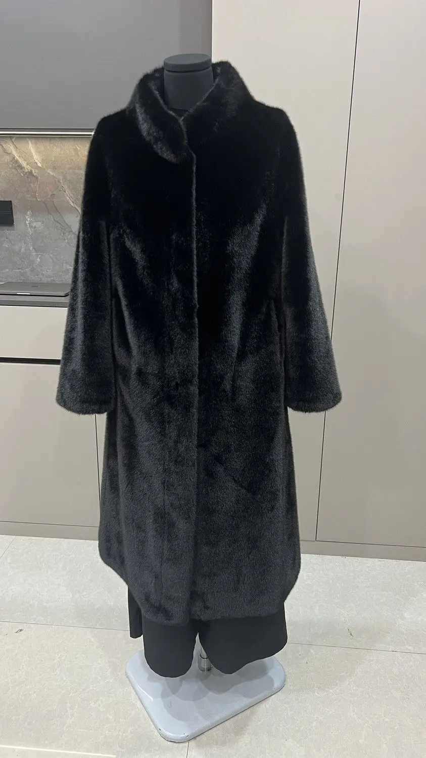 Cappotti di visone in pelliccia sintetica da donna in stile vecchio a forma di tubo all'aperto Mamma in stile europeo Crop Trim Personalità pura Decorazione bar Punta tinta