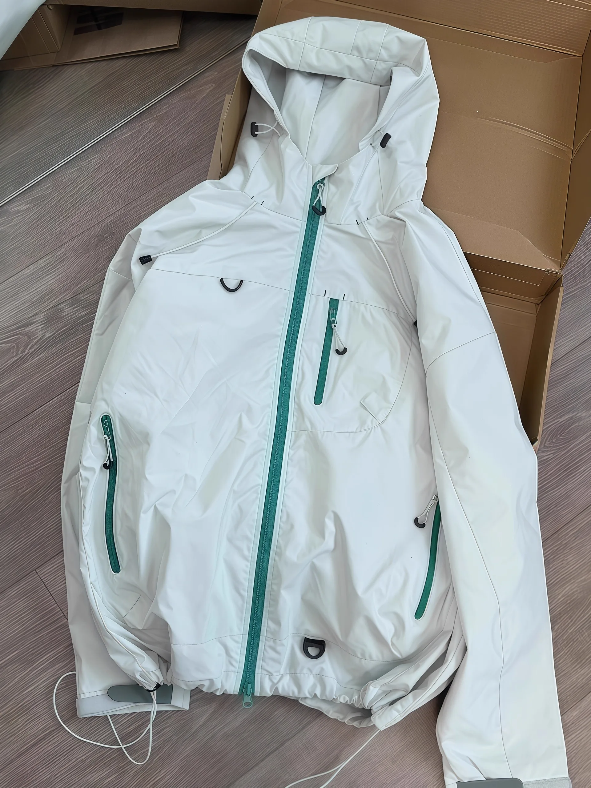 

Мужская верхняя одежда Jaet, весенне-осенняя ветрозащитная водонепроницаемая прочная ткань с капюшоном из бычьей ткани, альпинистская и пешая куртка, повседневная свободная посадка