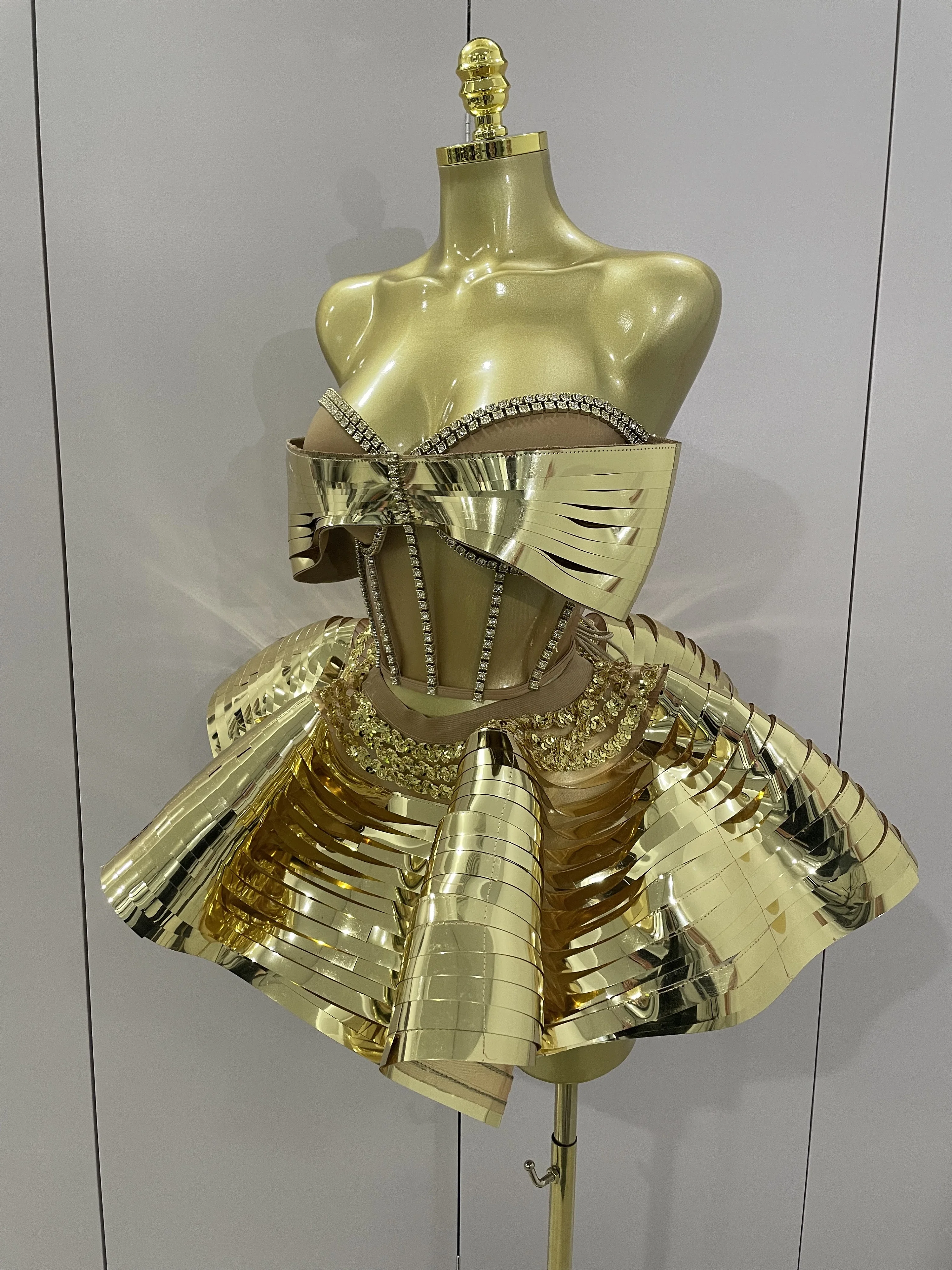 2025 Women Silver Sequins Rhinestone Sexy Backless Two Piece Set Birthday Party Club Fancy Outfit Stage Performance Costume
