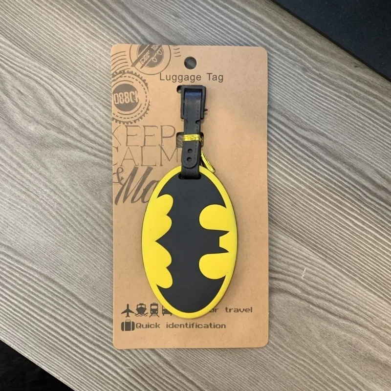 BeastKingdom DC Series Batman Linda personalidad forma de dibujos animados Simple y de moda portátil viaje Check-in etiqueta de equipaje colgante