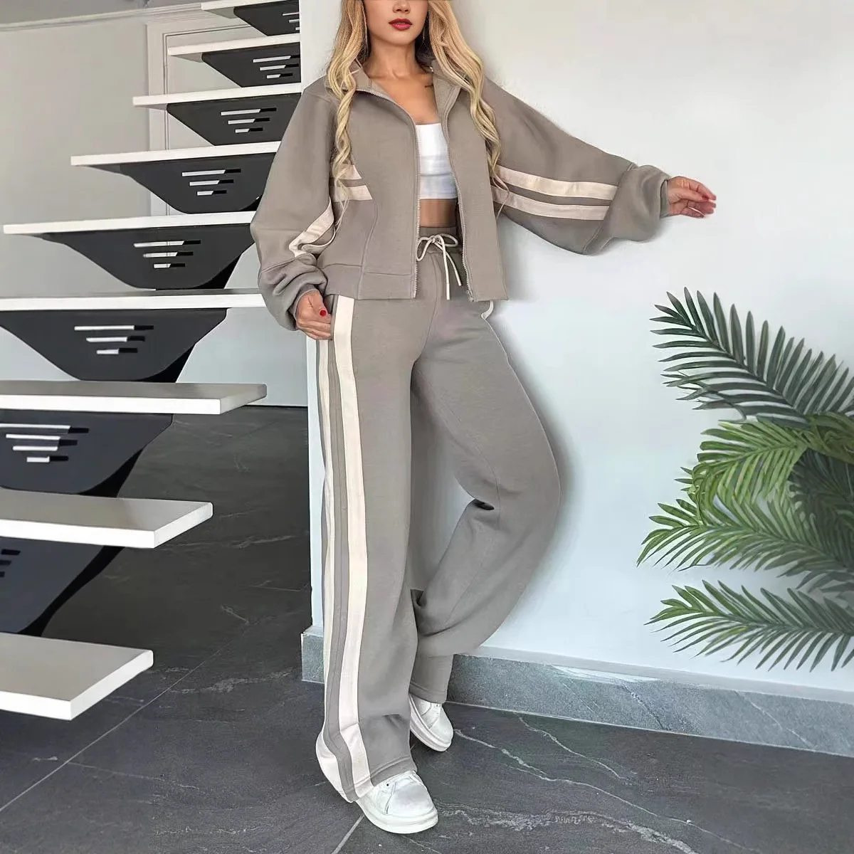 

Новинка 2025 года, повседневный цветной спортивный костюм Blo, комплект женской одежды, студенческий школьный orm Work Inne orms