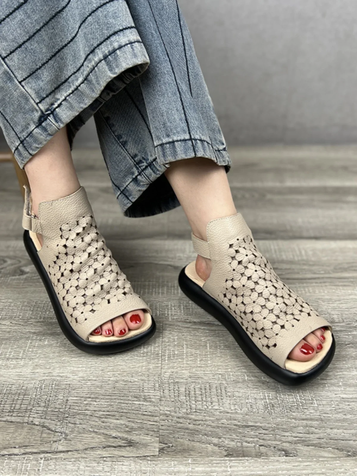 

Birkuir Hollow Out High Top Sandals Flats Open Toe Hook Loop Sandals Platform Boots Genuine Leather Carved Roman Soft Sandals