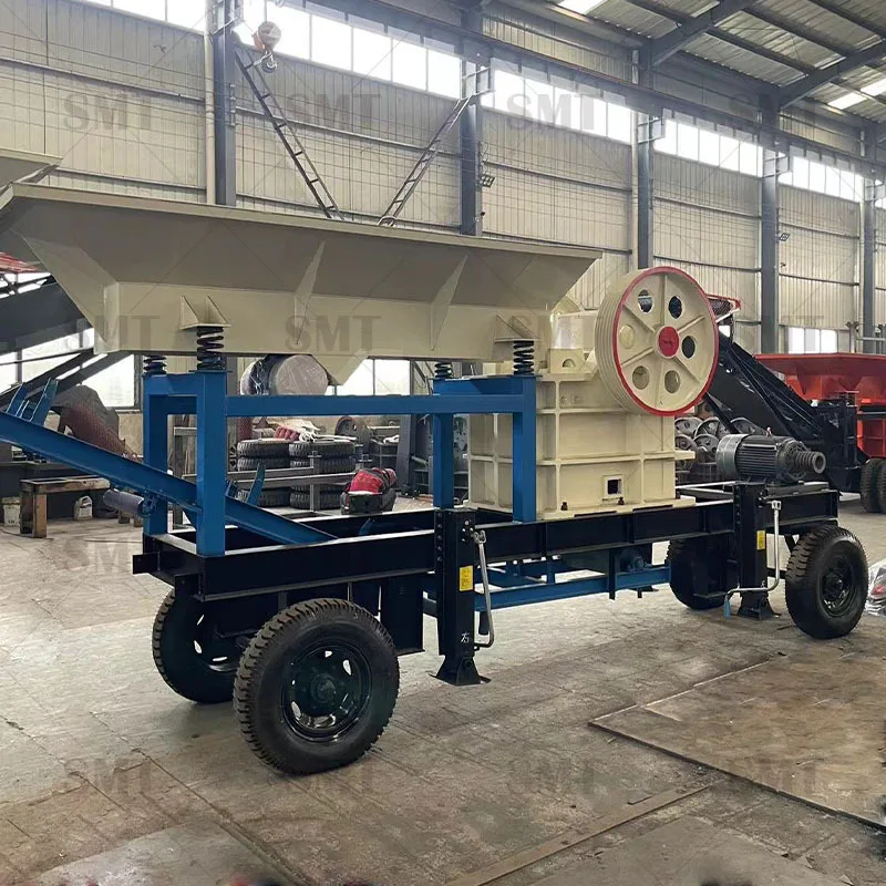 Hot Selling Fine Glass Hammer Crusher Small Size Mobile Concrete Scrap Iron Metal Crusher with Engine PC 600*400 Model