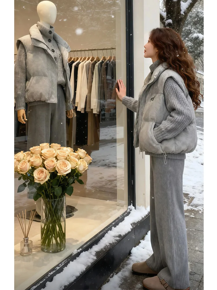 

Модный женский зимний комплект 2026: утепленный хлопковый жилет и повседневные брюки с высокой талией, свободного кроя, дышащие, утолщенные