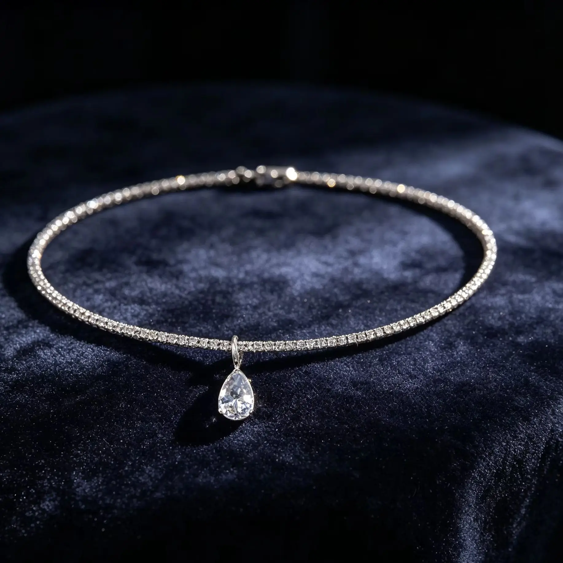 Luxury Rhinestone Choker Necklace Wedding Water Drop Pendant Accessories Fashion 2025 Charms Jewelry High Quality Gift