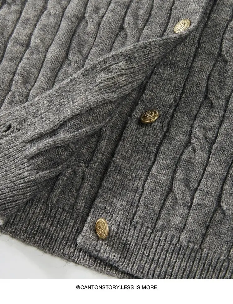 Grey Fake Two-Piece Spliced Polo Collar Long Sleeved Knitted Sweater for Women Autumn Winter College Style Short Outwear Top
