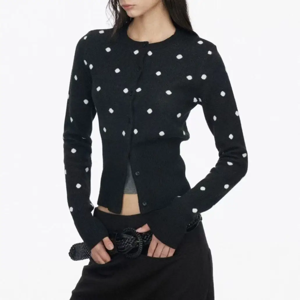 Kimutomo 2026 New Retro Y2K Polka Dot Knitted Cardigan Women Vintage Slim Fit Long Sleeve Sweater Winter Streetwear