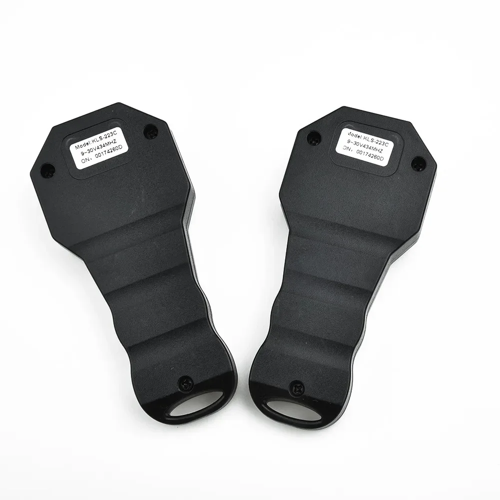 

Truck Remote control 10A Wireless 433MHz With Receiver Accessory Black Car DC12V/24V For Jeep Parts Replacement Set