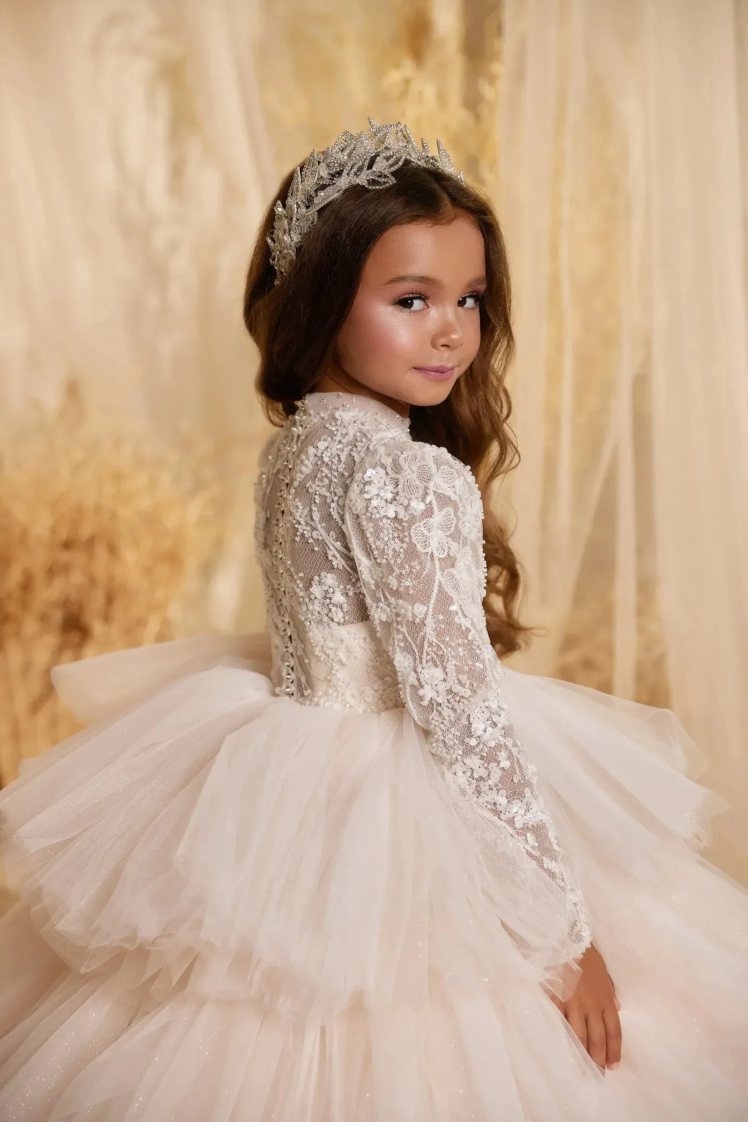 

Customized Flower Girl Dresses for Wedding Lace Appliques Layered Princess First Communion Kids Birthday Party Ball Gowns