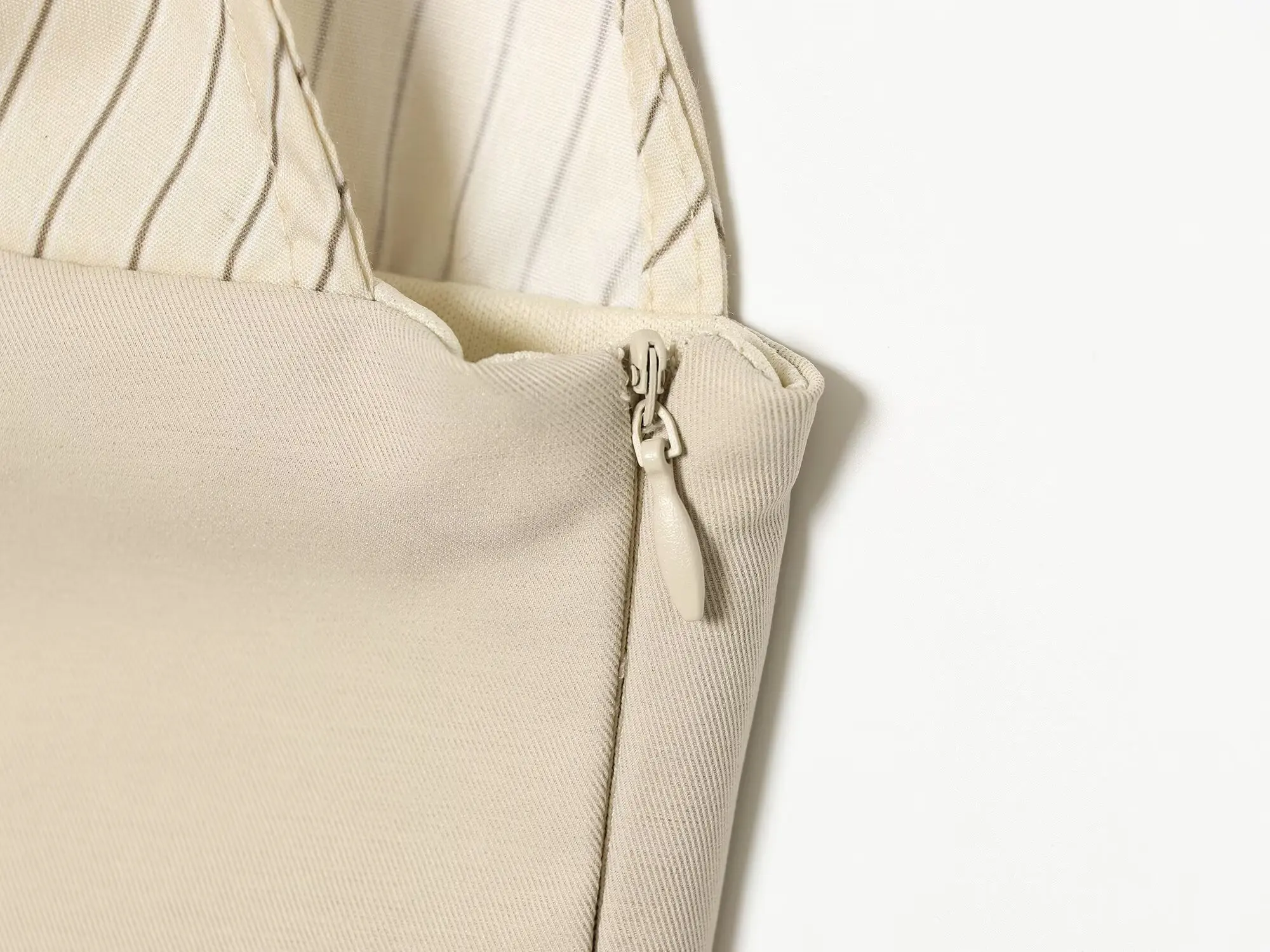 BSAY 2026 Neue Damen Schicke Büro-Bluse mit Neckholder, Knopfkragen, Vertikalen Streifen, Gerafftem Design, Ärmellos, Patchwork-Sommer-Top – Detail 8
