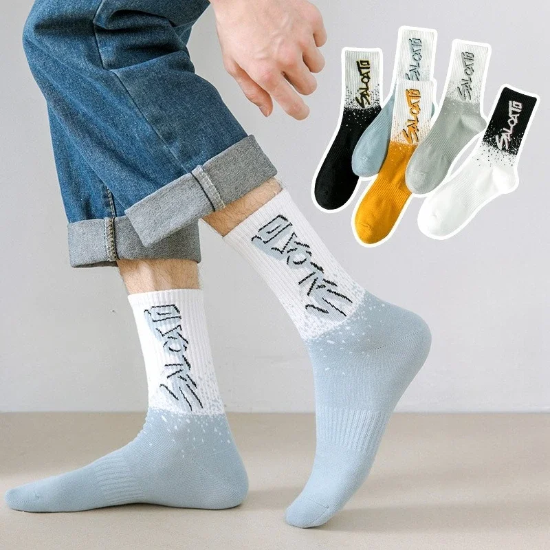 

1/5 Pairs Spring and Autumn Fashion New Casual and Comfortable Men's Long Socks Sweat Absorbing Breathable Versatile Men's Socks