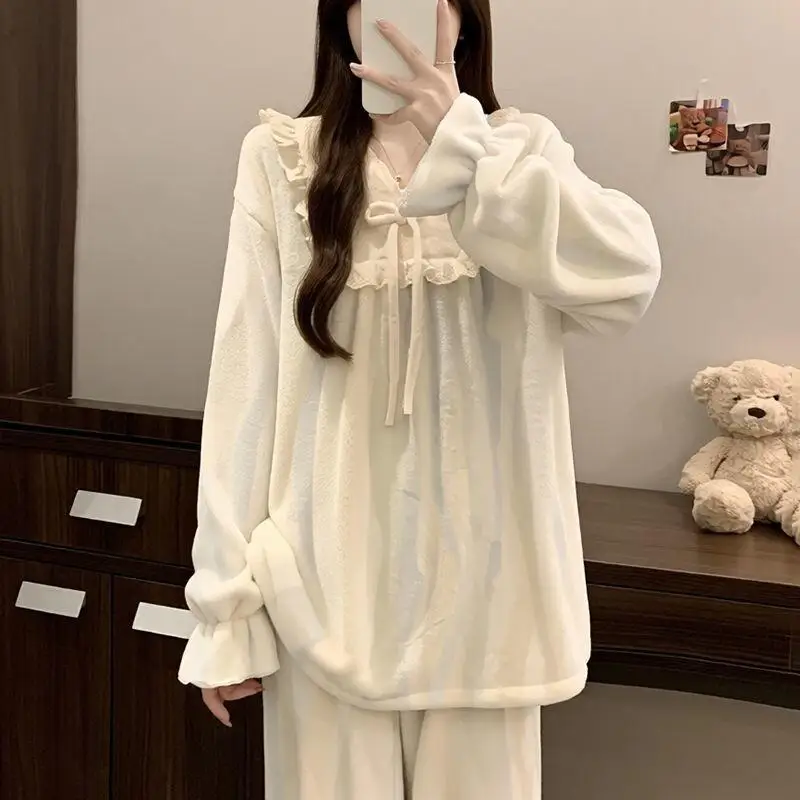 

New Hot Coral Fleece Pajamas Women 2026 New Style Spring Premium Lady Blue Flower Sweet Princess Style Homewear for Women