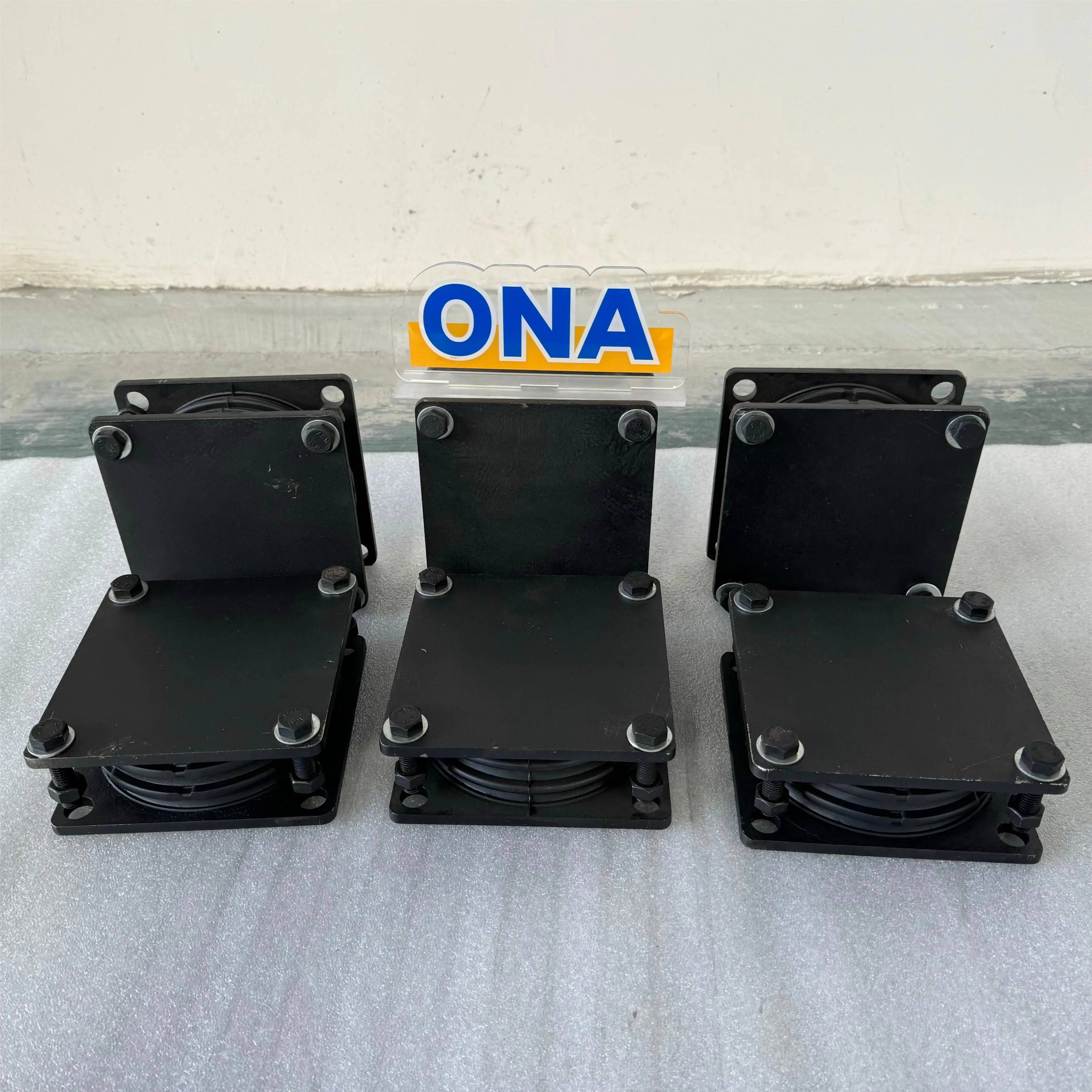 قطع غيار التعدين المطاطية الاستهلاكية HP400 قطع غيار كسارة المثبط ONA-MM 0906284 #3