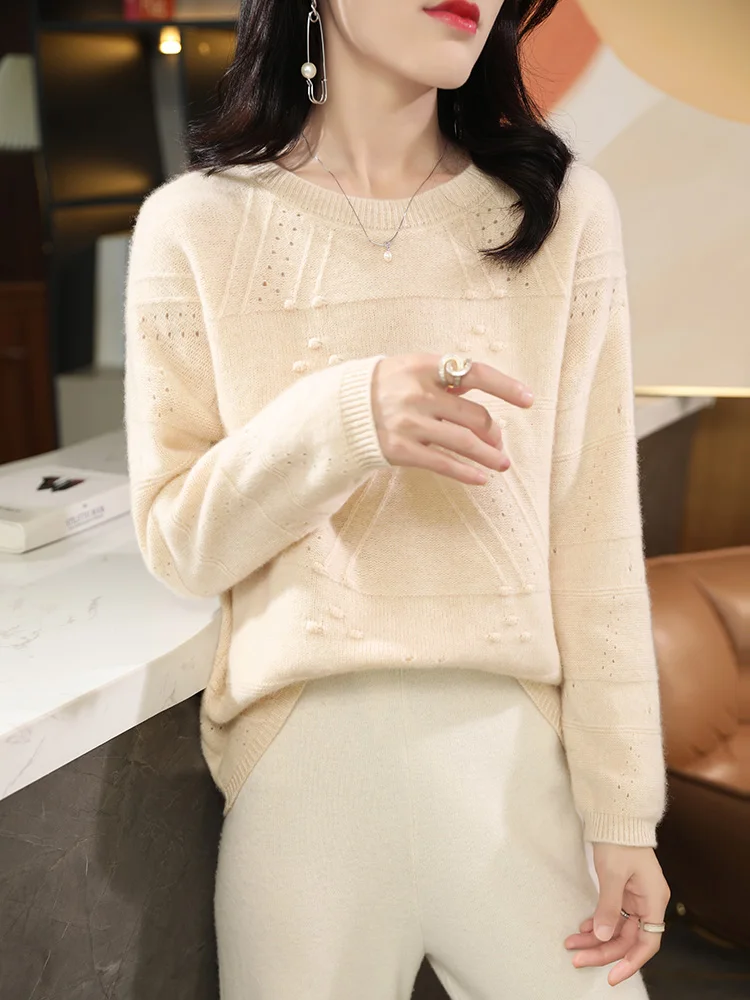 New Underlay Woolen Sweater Women\'s 100 Pure Wool Round Neck Hollow Knitted Sweater Loose Pullover Autumn/Winter Sweater