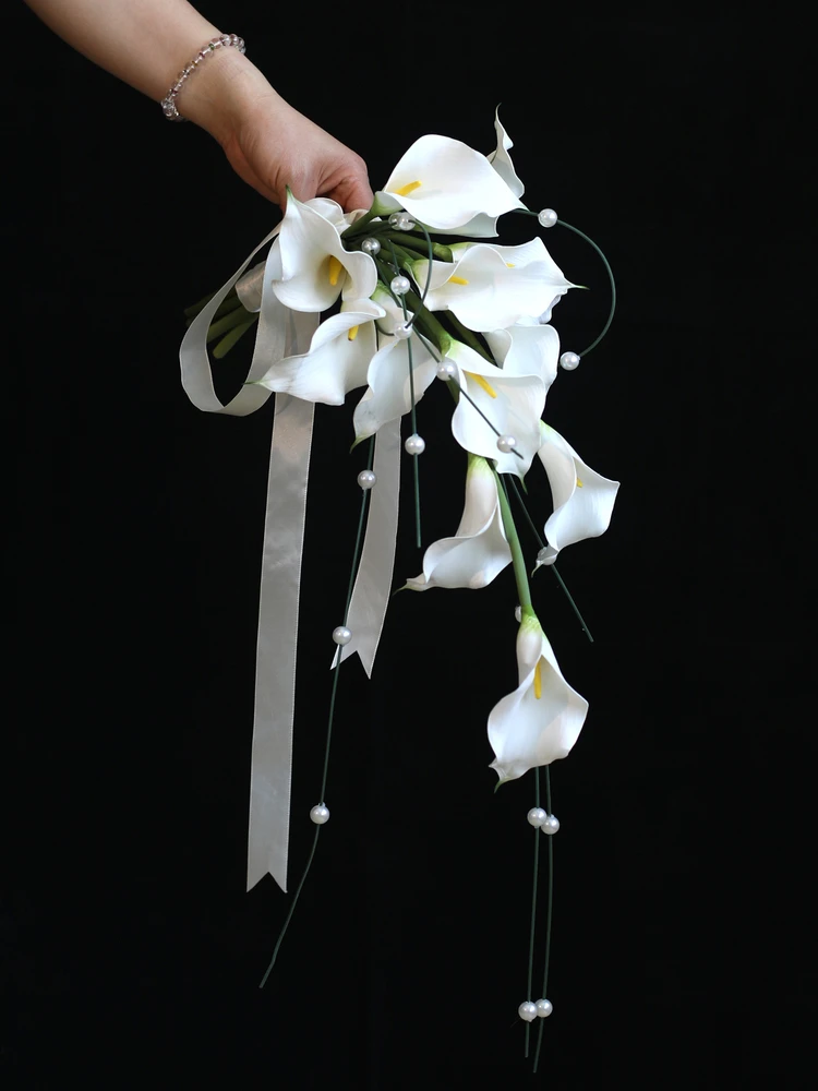 

Graduation Bouquet Bridal Handheld Fake Lilies of the Valley High-End Feeling Wedding Certificate Taking Photos Props Artific...