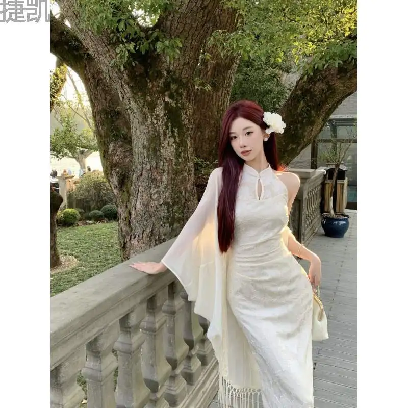 

Новое платье в китайском стиле для женщин: весенне-летний комплект с охлаждающим эффектом, ретро-дизайн, белая длинная юбка, рукава «летучая мышь», открытый вырез...