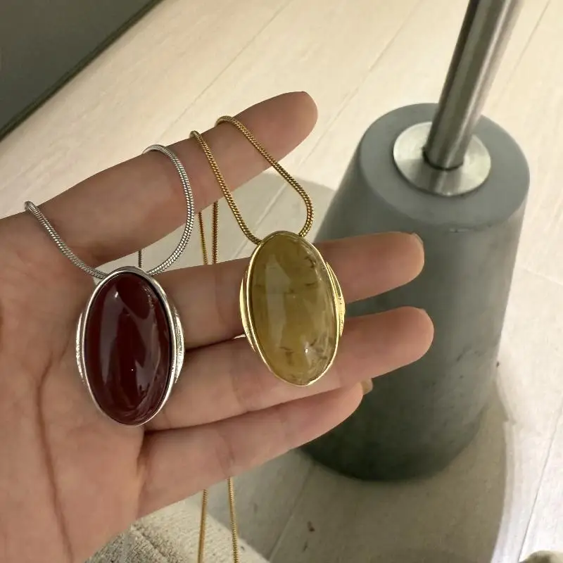 Fashion Jewelry Vintage Temperament Oval Pendant Necklace For Women Party Gifts Simply Design Accessories