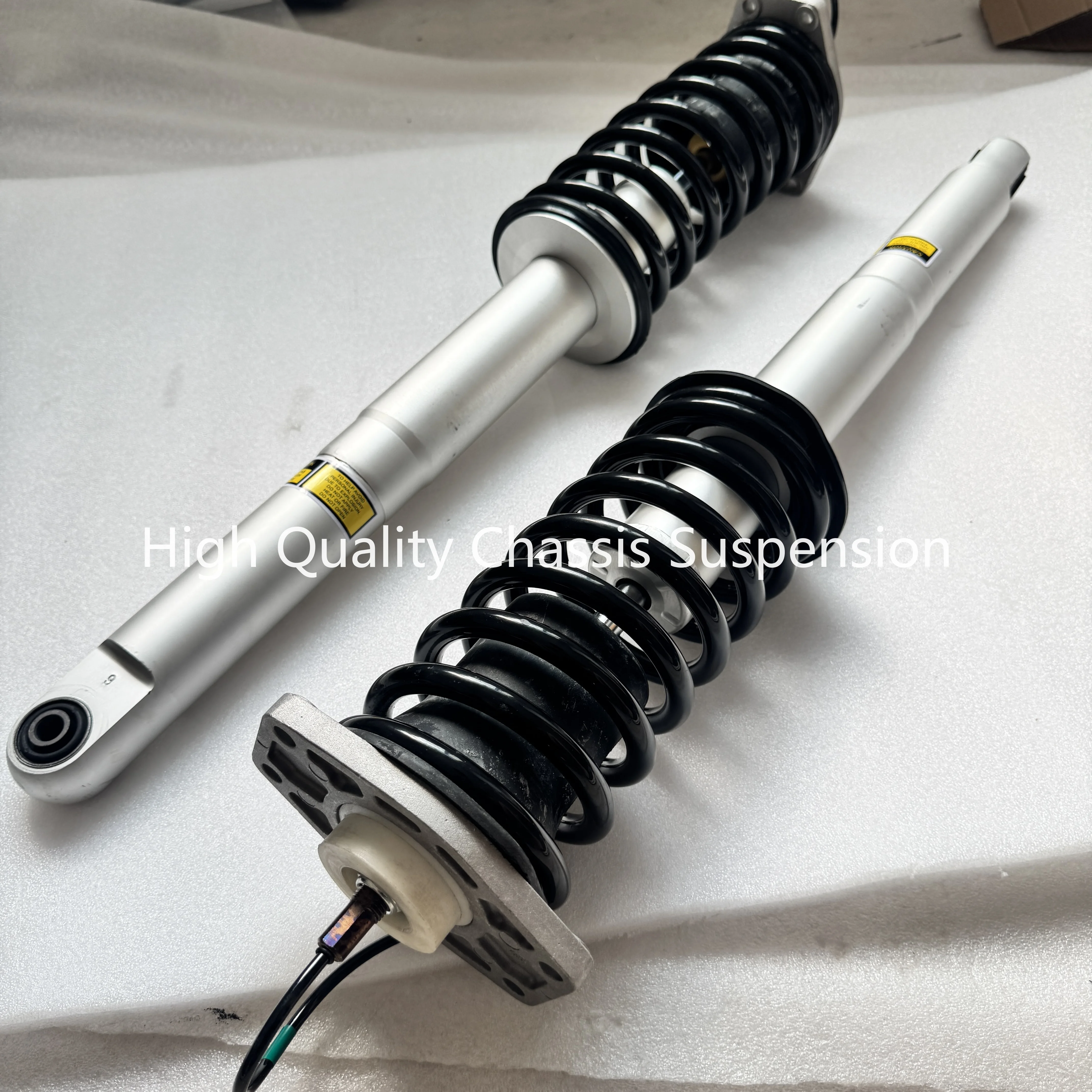 High Quality 2PCS Front or 2PCS Rear Shock Absorbers For Maserati Quattroporte M139 Gt Skyhook 2006-13