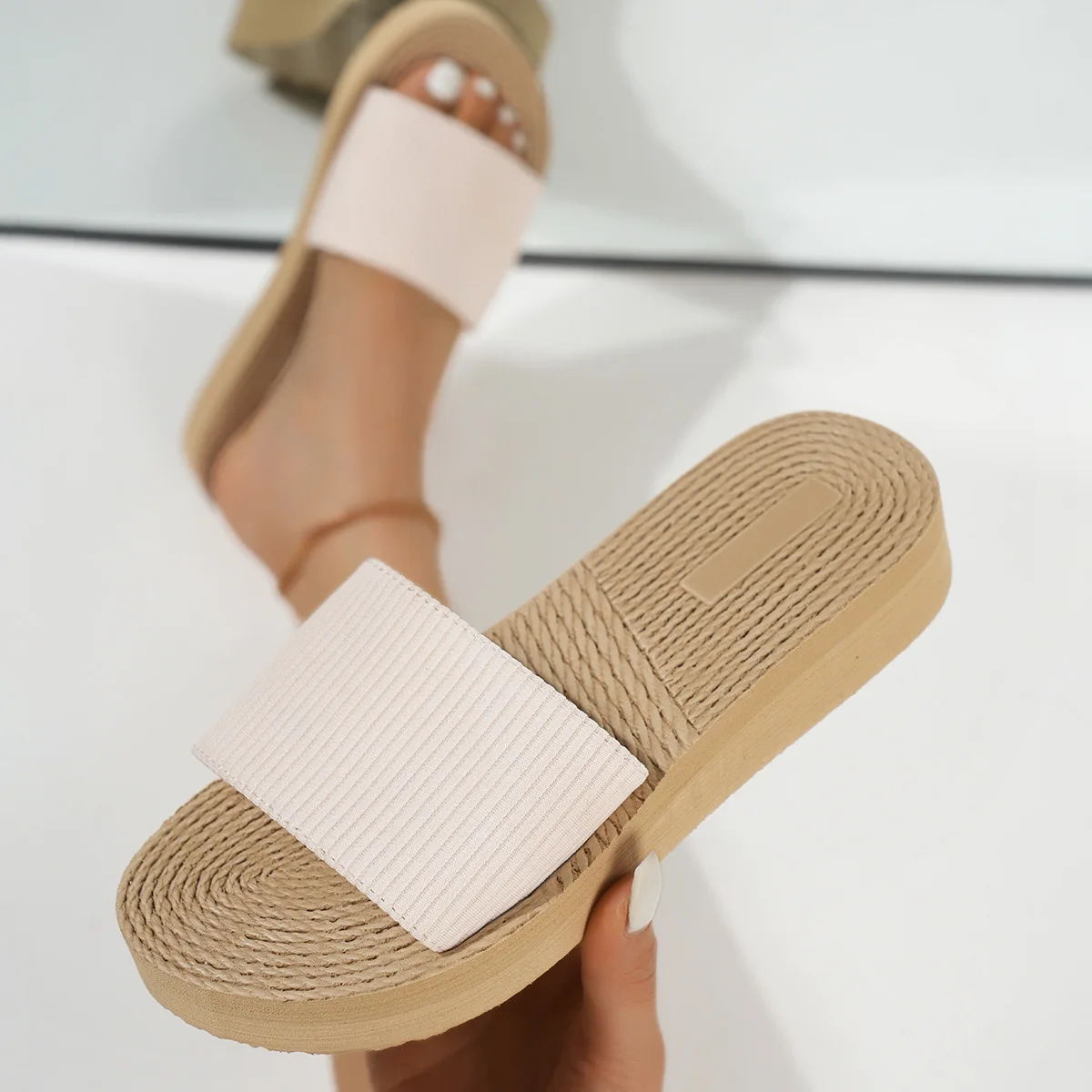 

Women Flip flops Non-slip flat Sandals EVA Summer 2025 Female Slippers Lightweight Casual Beach Shoes Solid Bathroom Slides
