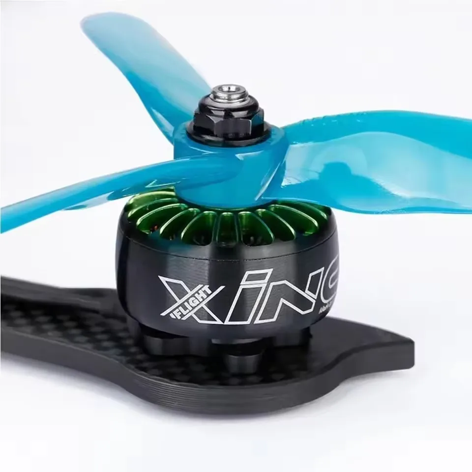IFlight XING 2208 1800KV فرش السيارات 3-6S ث/5 مللي متر سبائك التيتانيوم رمح ل 5-6 بوصة الإطار المروحة FPV سباق الطائرة بدون طيار