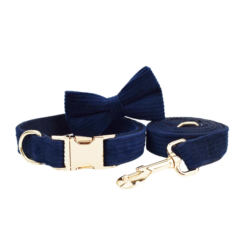 Set de collar y correa para perro en pana con placa grabada_voghion.com