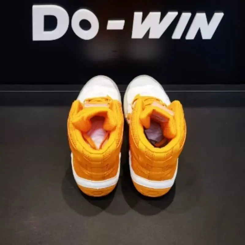 

Hot 2025 Summer Unisex Professional Breathable Wrestling Boots Boxing Shoes Wear-resistant Fighting Shoes Designer Sneakers