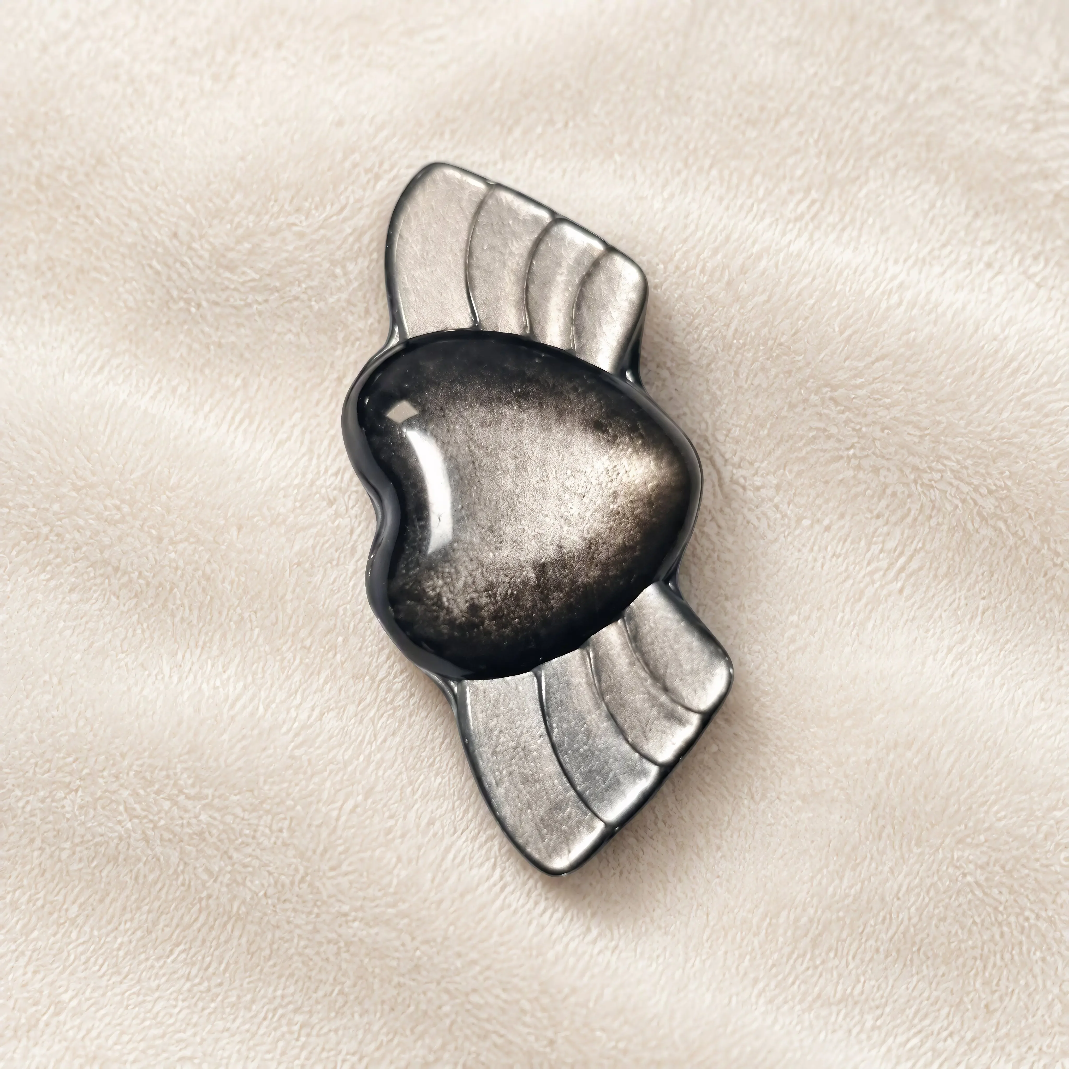 random pattern black obsidian heart wings carving pendant natural stone carved wing jewelry hot sale gift Halloween Veterans Day