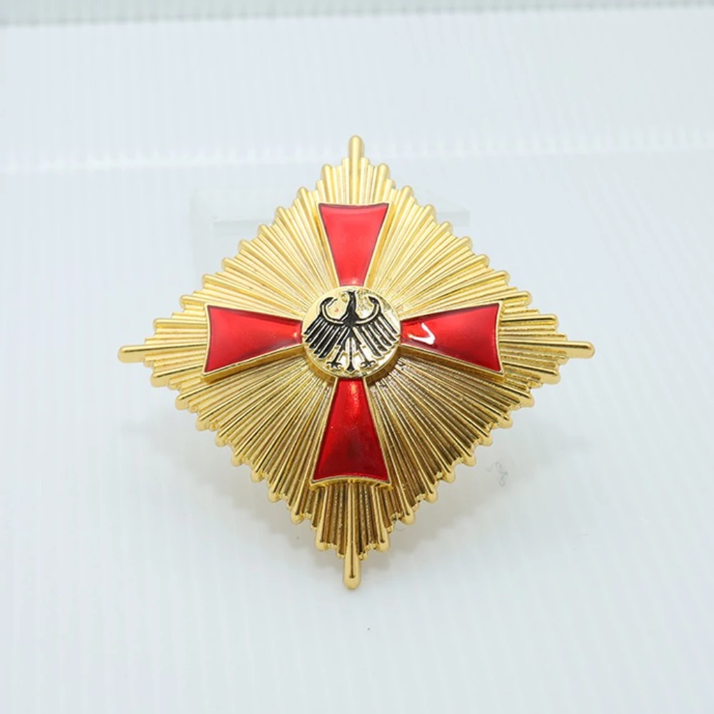 German Federal Republic Commander Level Red Cross Eagle Badge Souvenir Medal Thick Pin Badge Collection Decoration Crafts