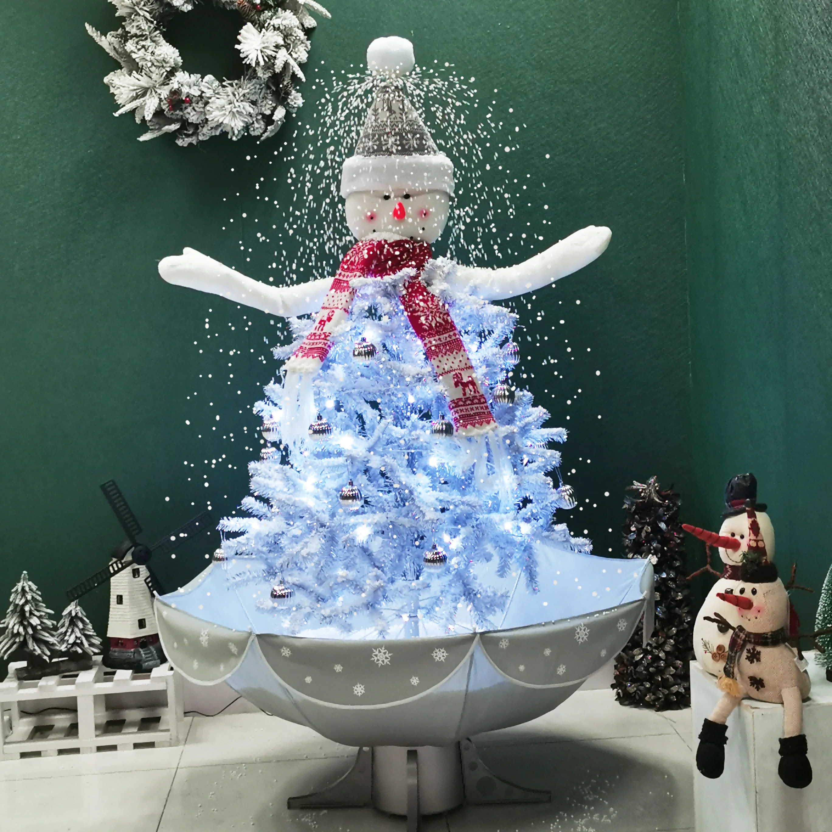 2024 newest Snowing Decorative light up snowman on the Christmas tree