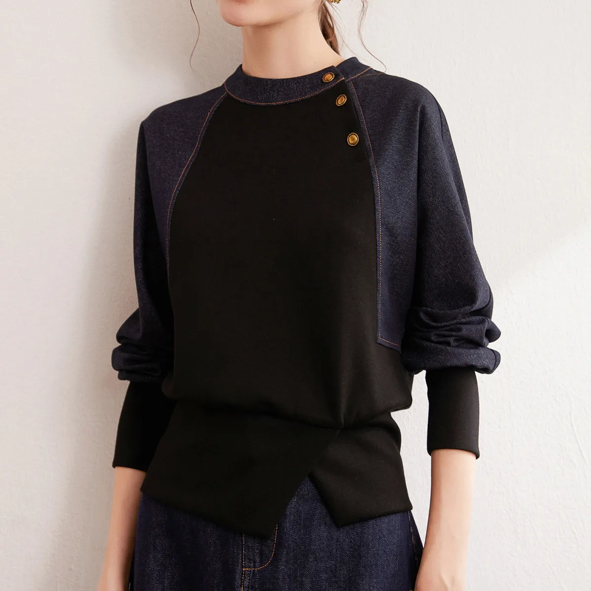 LOUIS YAO Design Sense Splicing Shoulder Sleeve Sweatshirts 2025 Autumn Casual Top Pullover Micro Elastic Women's Sweatshirts