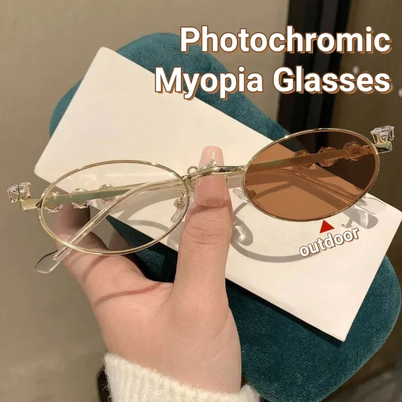 Nowe fotochromowe diamentowe inkrustowane owalne okulary dla krótkowzroczności Trend wysokiej klasy okulary z małą oprawką okulary blokujące niebieskie światło okulary bliskiego widzenia