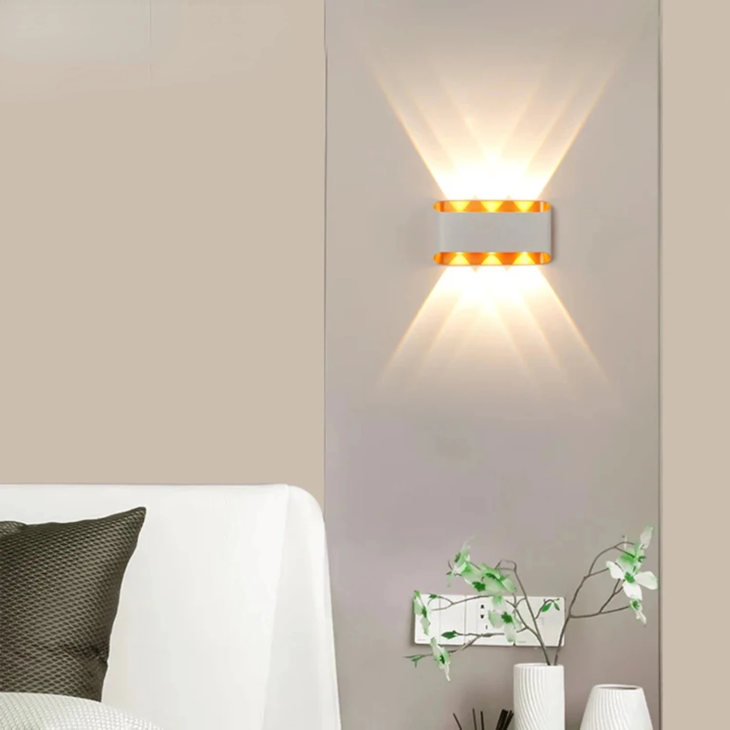 Nuova applique da esterno a LED in alluminio impermeabile altamente resistente con Design a tre protezioni-classificazione antipolvere IP65 ideale per il giardino,