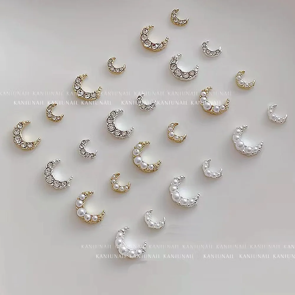 Lot de 10 breloques 3D en forme de lune pour Nail Art, bijoux de manucure en alliage de perles AB, dos plat, strass de décoration d'ongles, Design japonais