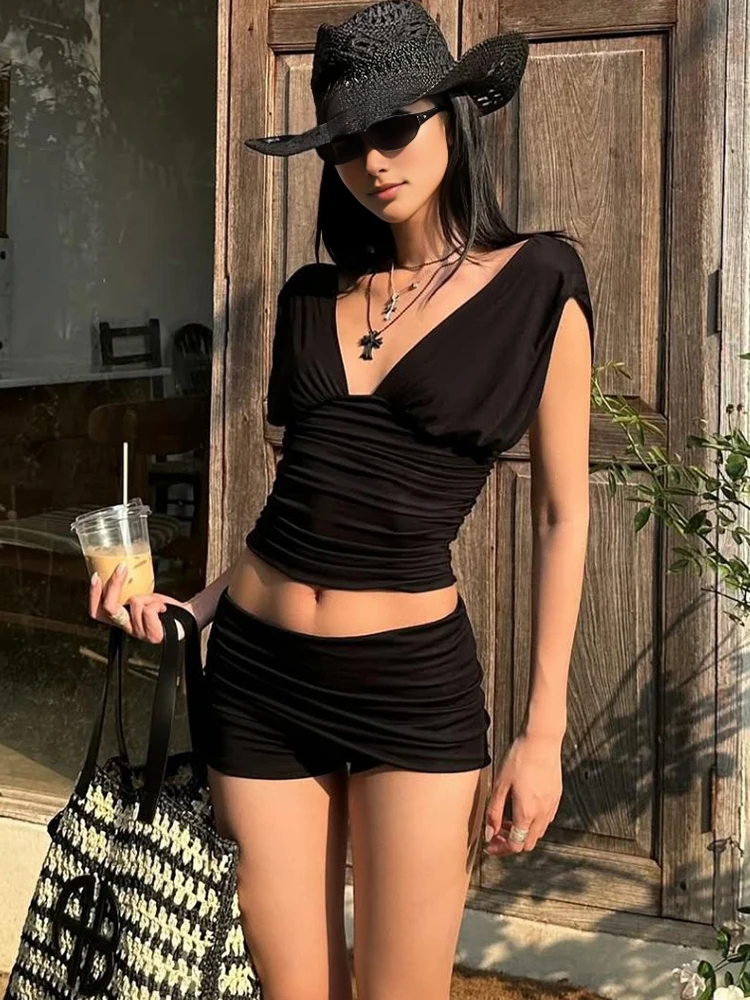 

Ruched Elegant 2 Piece Set Women Low-Neck Backless Sleeveless Crop Tops+Skinny Mini Shorts Street Fashion Outfits