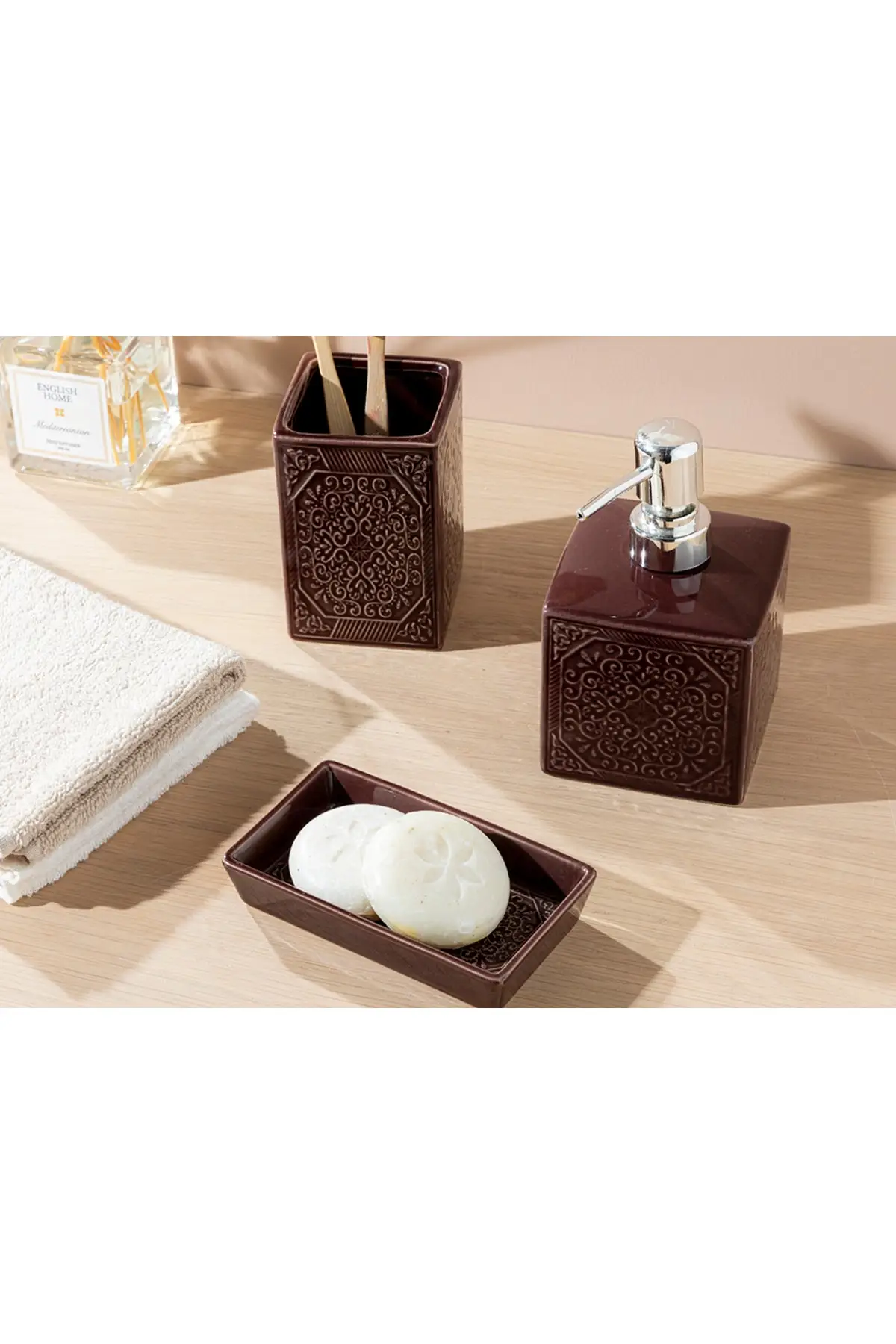 Bathroom Seti 10x10x15cm + 8x8x11cm + 8x13x3cm Burgundy Bath Accessories Sets Liquid Soap Dispenser Room Kit Dental Fırçalığı Toilet Fırças