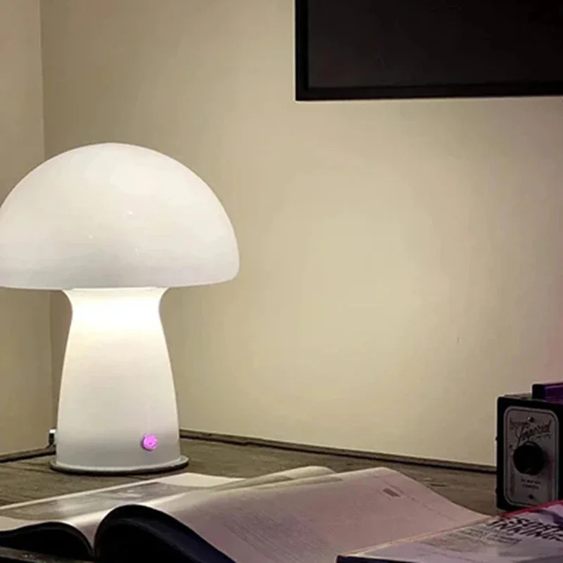 Italian Designer Cute Mushroom Decorative Table Lamp girl Desk Ornaments Room ornaments Post modern Retro led lamps Livingroom