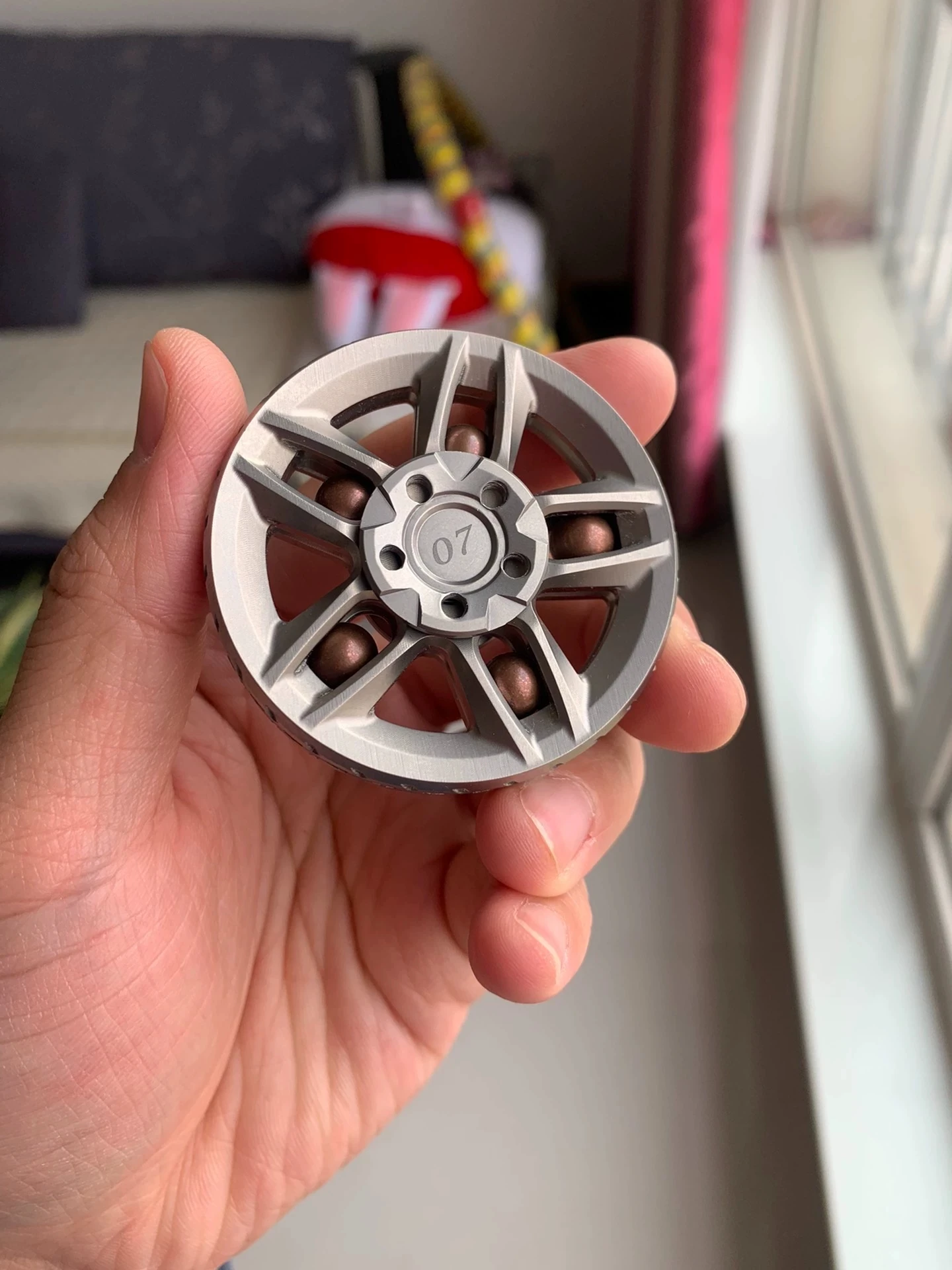 

Play Wu Le Zhi Flywheel, Titanium Alloy EDC