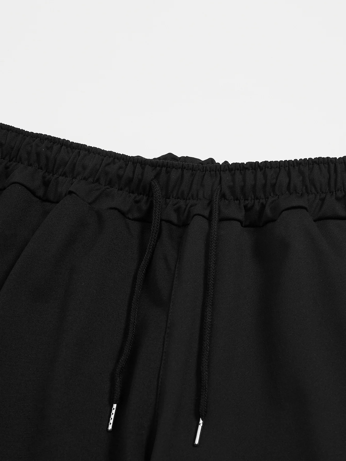 Men's Gothic Style Skull Print Casual Shorts Elastic Waistband Drawstring Summer Swimming Shorts Halloween Costume