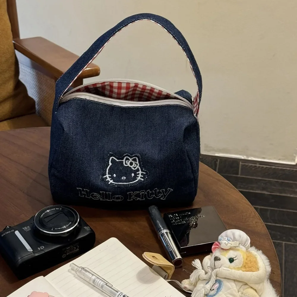 

Hello Kitty Embroidery Cosmetic Bags Sanrio Anime Handbags Cartoon Tote Large Capacity Clutch Bag Travel Organizer Satchel Gifts