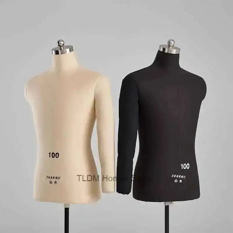 

Half-length Male Mannequin with Legs Three-dimensional Sewing Mannequins Clothing Design Model with Metal Base Can Be Pined Z