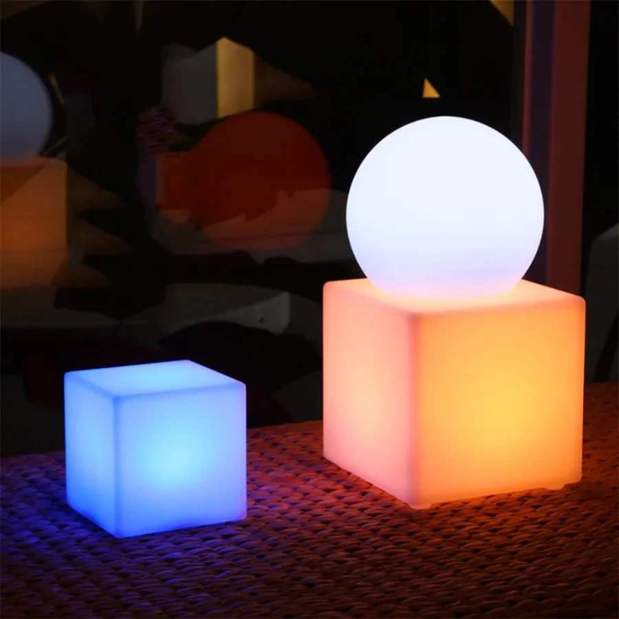 Luz LED de cubo creativa para exteriores, luces nocturnas brillantes impermeables para asiento, silla de jardín, control remoto, 16 colores, Bar,