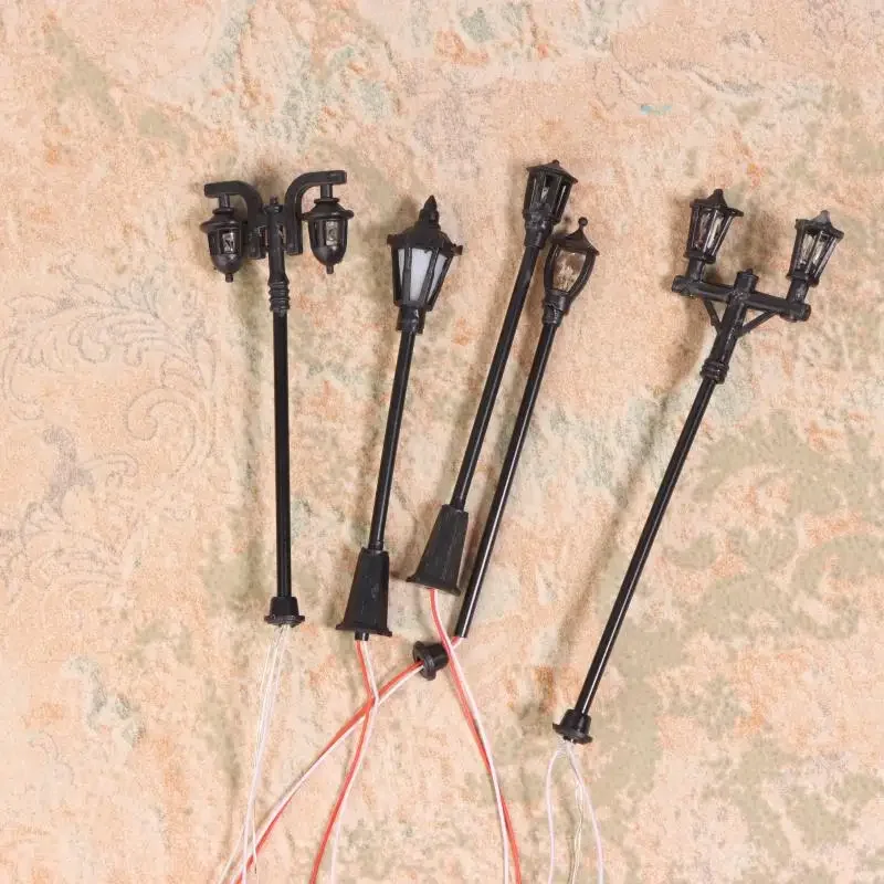 

10Pcs Railway Bonsai Micro Landscape Decor For Rail And Building Layout Model Railway Lamppost LED Park Lanterns Lamps