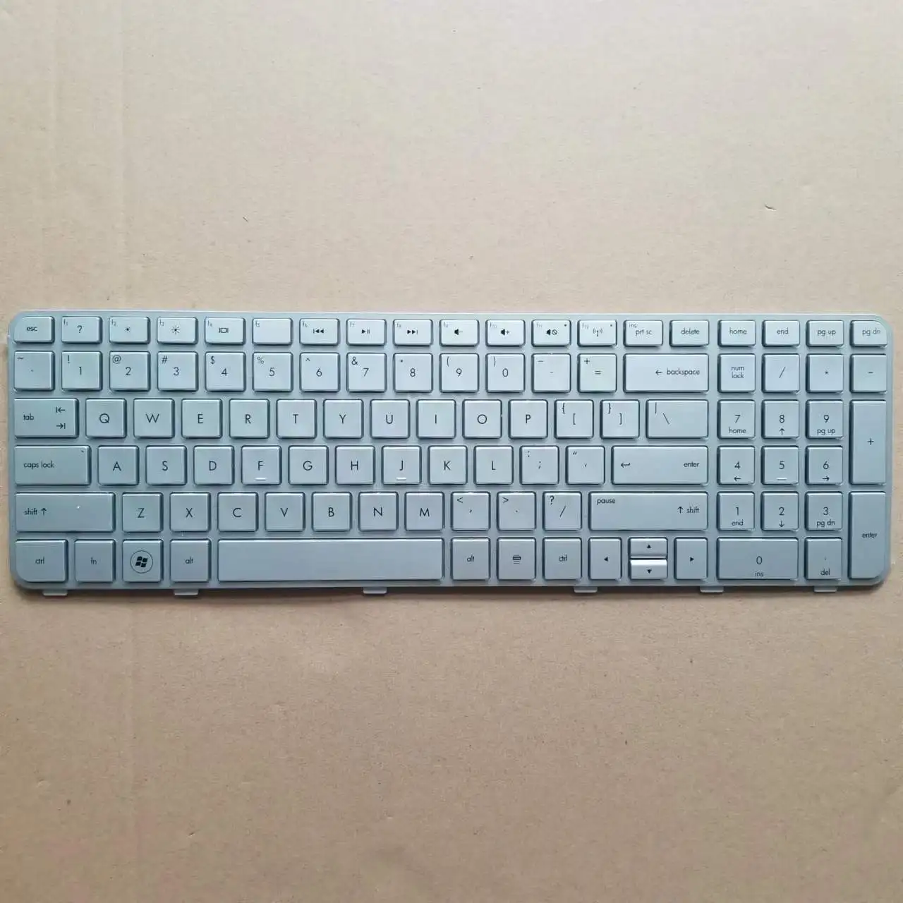 Bahasa Inggris Baru Keyboard untuk HP Pavilion DV6-6000 DV6-6100 DV6-6200 DV6-6B00 Series US Laptop Keyboard Perak dengan Bingkai